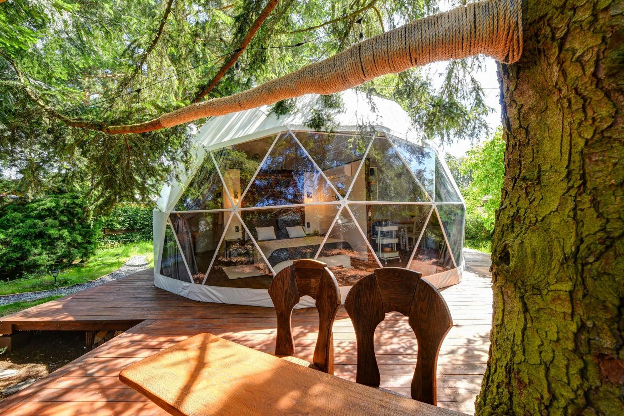 Hotel Tiche Misto Glamping à Slapy  Extérieur photo